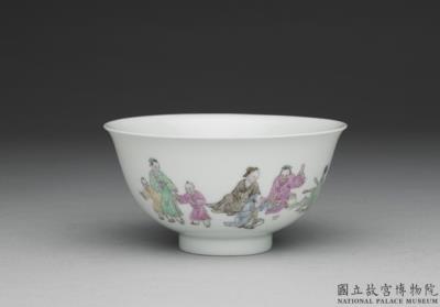 图片[2]-Tea bowl with “Common People in an Ordinary Day” motif in falangcai painted enamels, Qianlong reign (1736-1795), Qing dynasty-China Archive